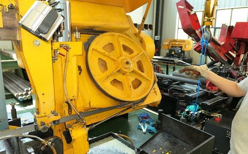 云安金属带锯床的日常使用和保养注意事项！